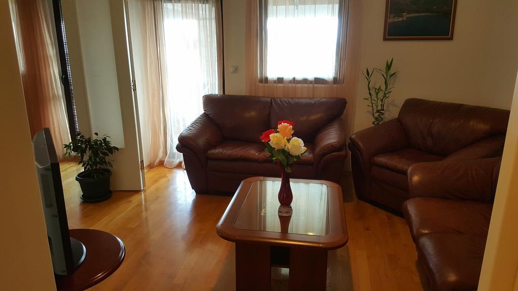 Apartments Rino Lux 스베티스테판 외부 사진