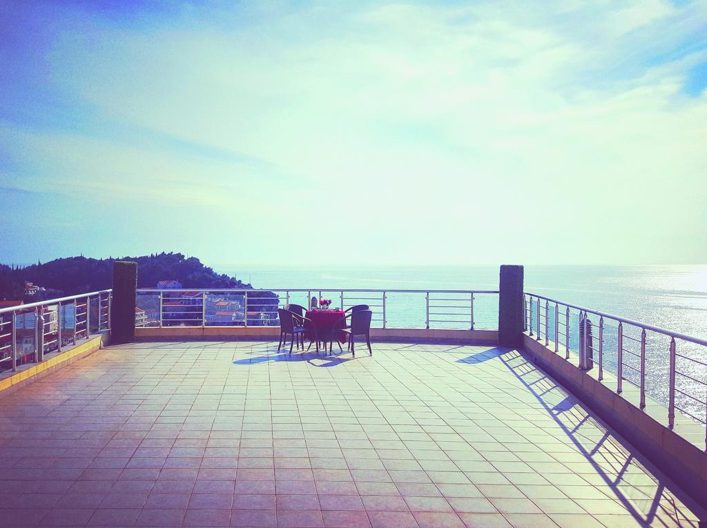 Apartments Rino Lux 스베티스테판 외부 사진