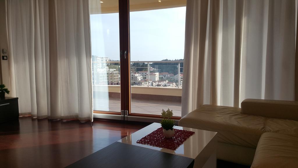 Apartments Rino Lux 스베티스테판 외부 사진